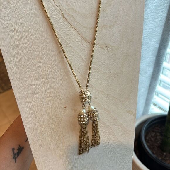Ann Taylor Rhinestone Pearl Tassel Elegant Classy Gold Tone Necklace - Picture 1 of 7